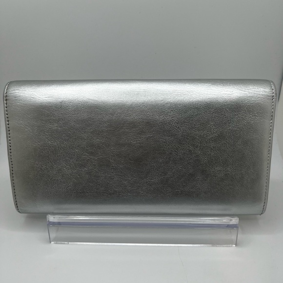 GUC Cartier Love Collection Silver Wallet - Picture 2 of 7
